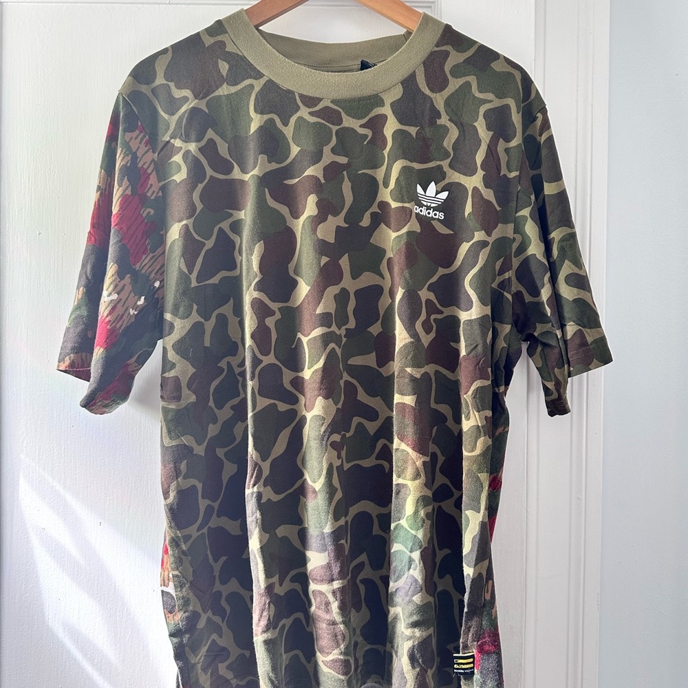 Adidas x Pharrell Williams HU Men's Camouflage T-Shirt